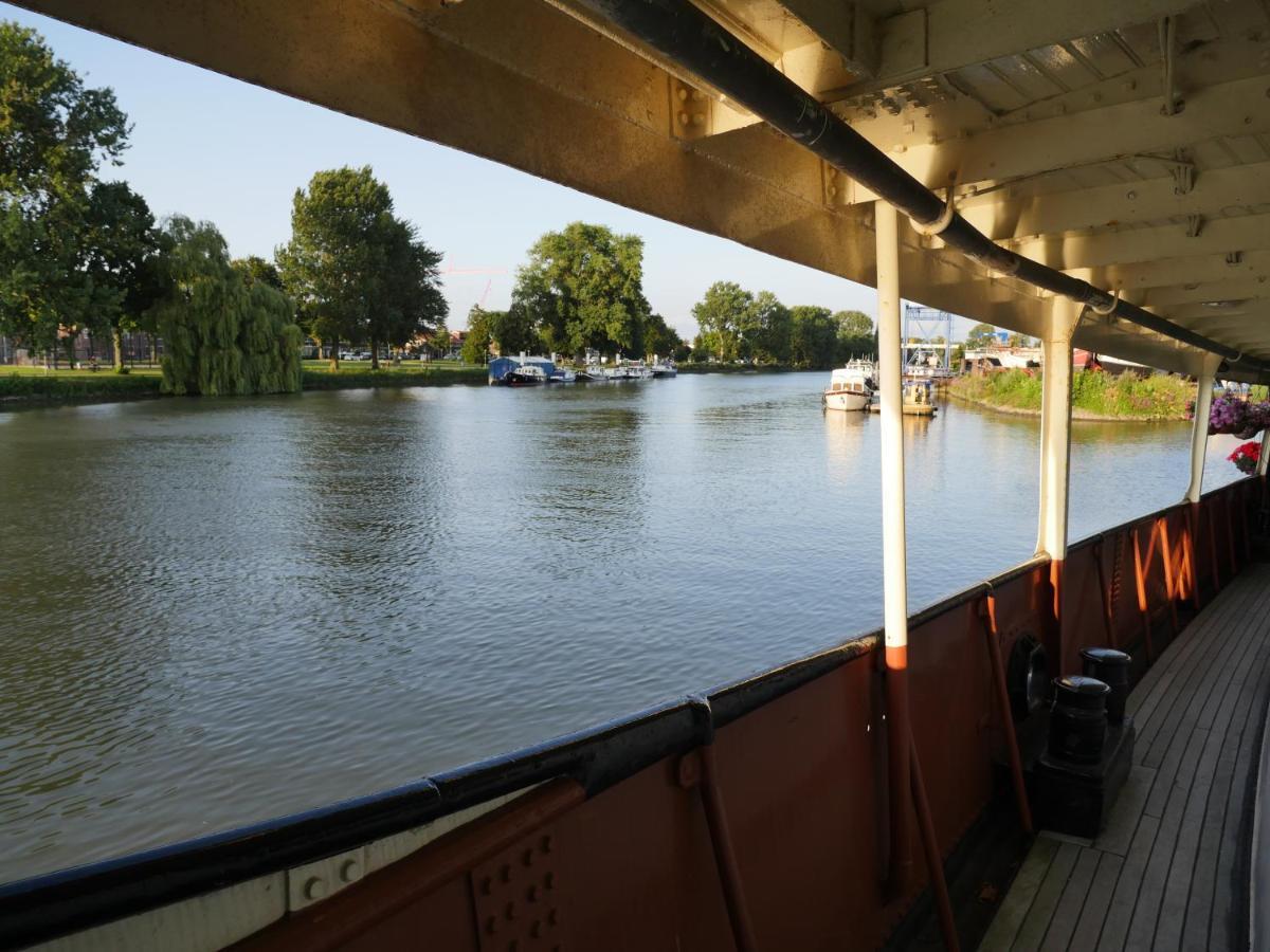 De Logeerboot Dordrecht Bed & Breakfast Exterior photo